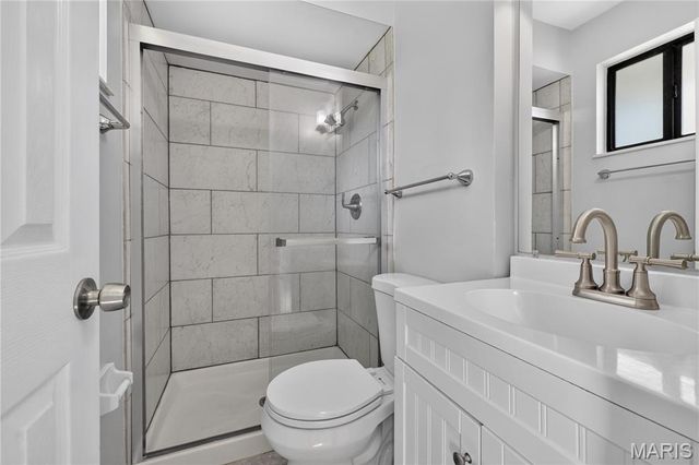703 Wagon Ridge Drive, Fenton, MO 63026