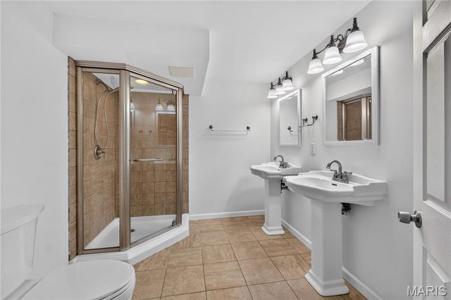 703 Wagon Ridge Drive, Fenton, MO 63026