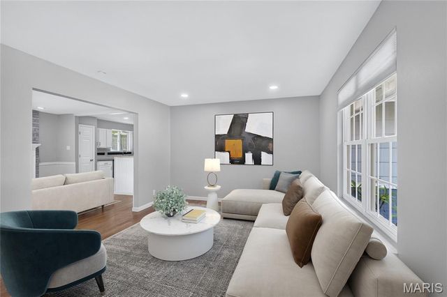 703 Wagon Ridge Drive, Fenton, MO 63026