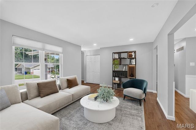 703 Wagon Ridge Drive, Fenton, MO 63026