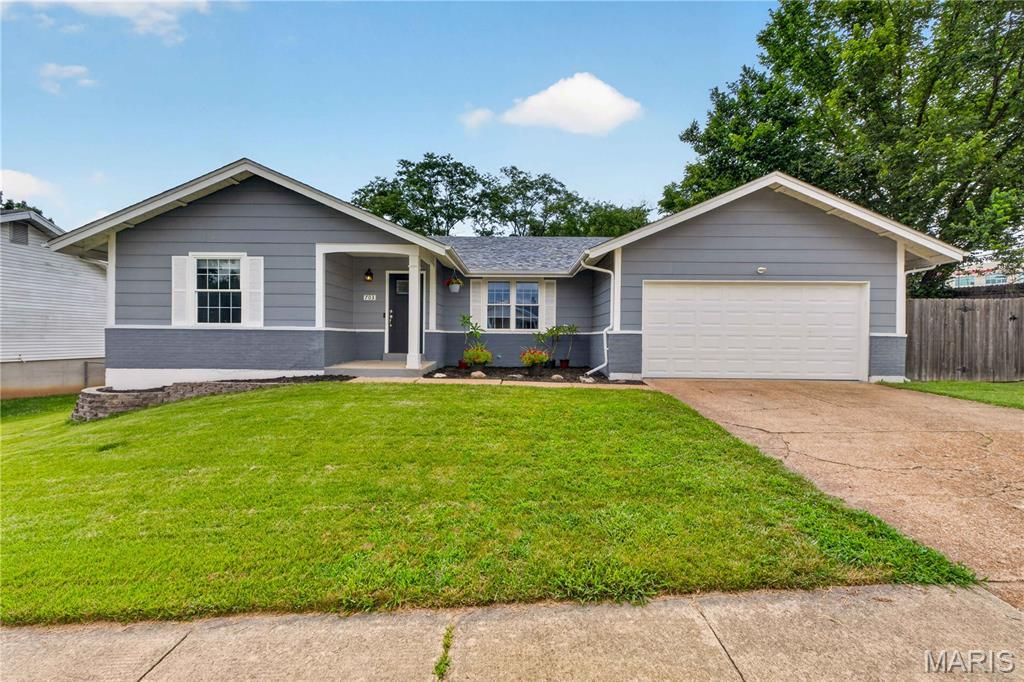 703 Wagon Ridge Drive, Fenton, MO 63026