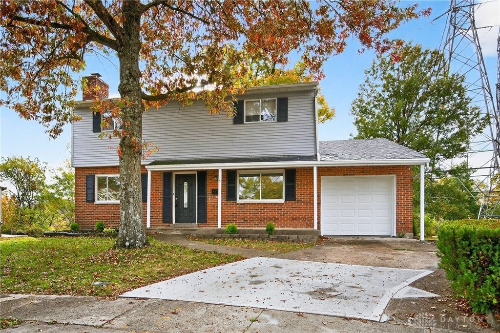 2730 Bristol Hill Court, Cincinnati, OH 45239