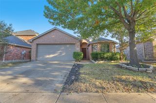 2050 Lake Trail Drive, Heartland, TX 75126