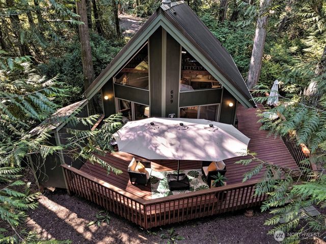 639 E Pitcairn Place, Shelton, WA 98584