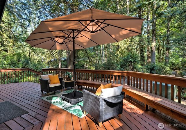 639 E Pitcairn Place, Shelton, WA 98584