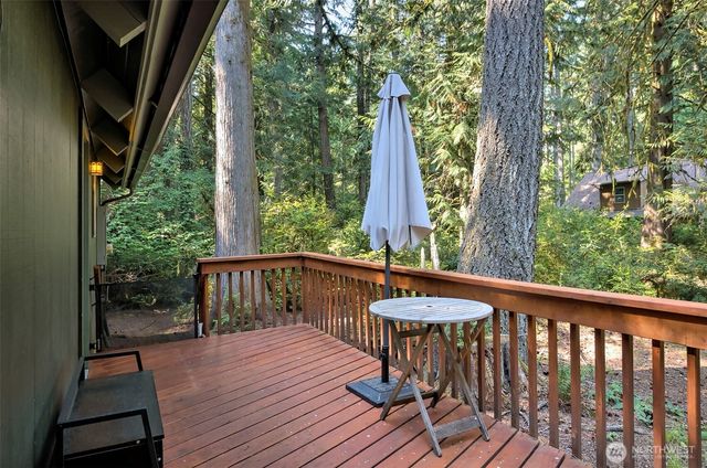 639 E Pitcairn Place, Shelton, WA 98584