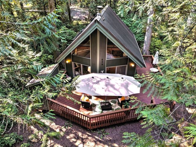 639 E Pitcairn Place, Shelton, WA 98584