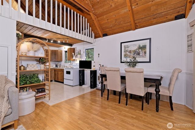 639 E Pitcairn Place, Shelton, WA 98584