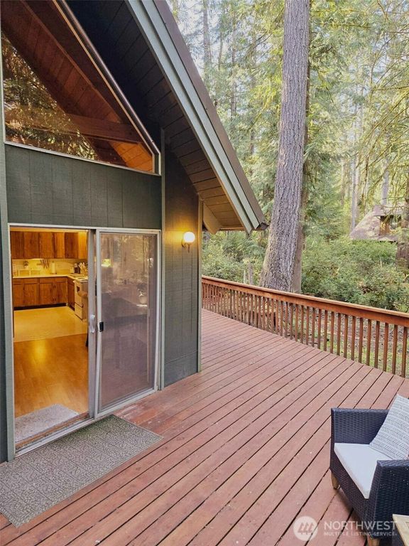 639 E Pitcairn Place, Shelton, WA 98584