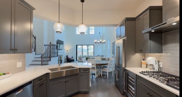 14 Briarwood, Plymouth, MA 02360