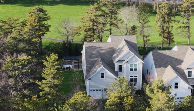 14 Briarwood, Plymouth, MA 02360