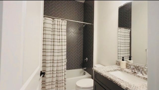 14 Briarwood, Plymouth, MA 02360
