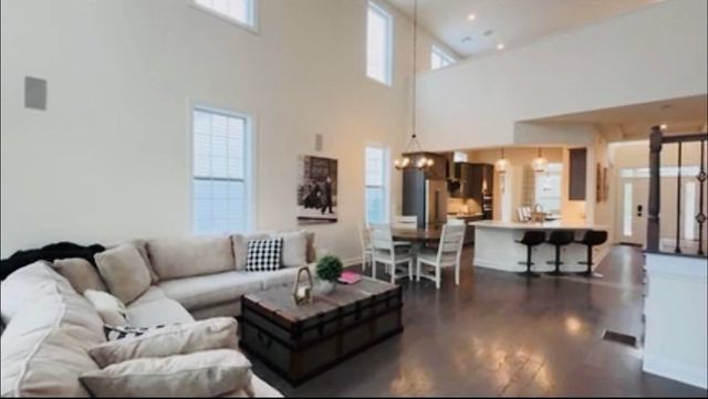 14 Briarwood, Plymouth, MA 02360