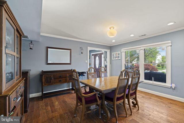 311 NEW CASTLE LN, Swedesboro, NJ 08085
