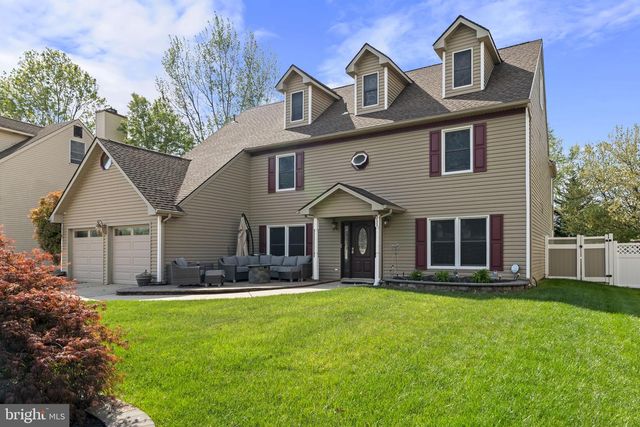 311 NEW CASTLE LN, Swedesboro, NJ 08085