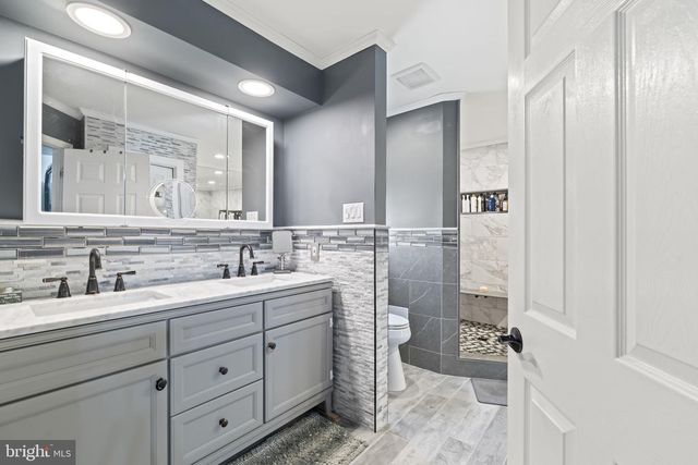 311 NEW CASTLE LN, Swedesboro, NJ 08085
