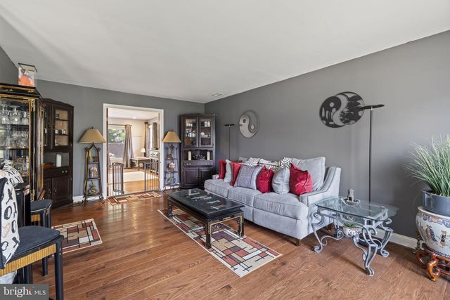 311 NEW CASTLE LN, Swedesboro, NJ 08085