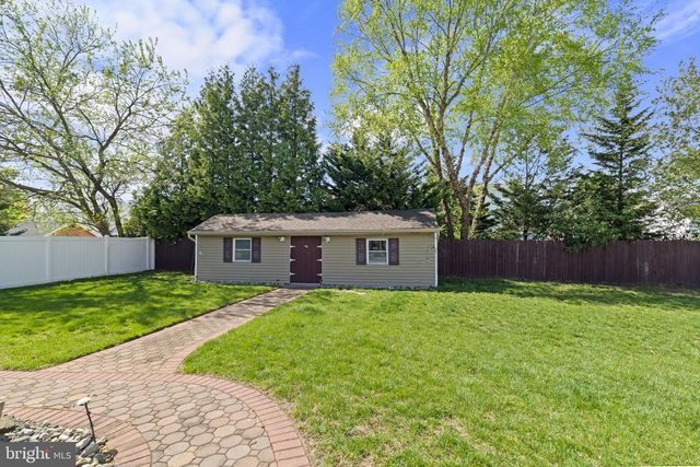 311 NEW CASTLE LN, Swedesboro, NJ 08085
