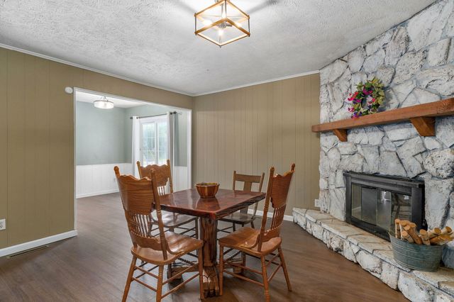 2361 S Fort Avenue, Springfield, MO 65807