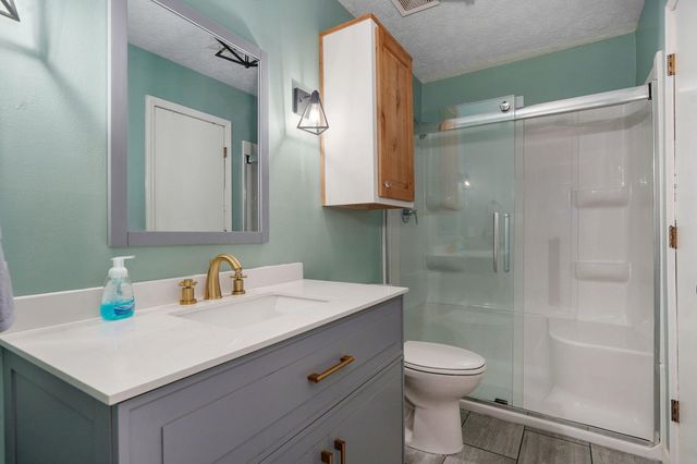 2361 S Fort Avenue, Springfield, MO 65807