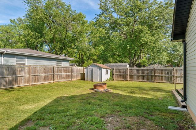 2361 S Fort Avenue, Springfield, MO 65807
