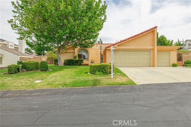 5340 Gardendale Lane, Palmdale, CA 93551