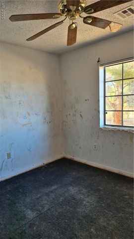 1091 West Amarillo Avenue, Pahrump, NV 89048