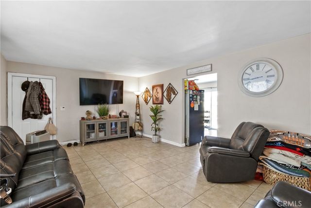 563 W Main, San Jacinto, CA 92583