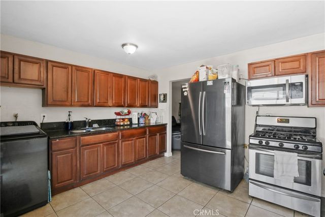 563 W Main, San Jacinto, CA 92583