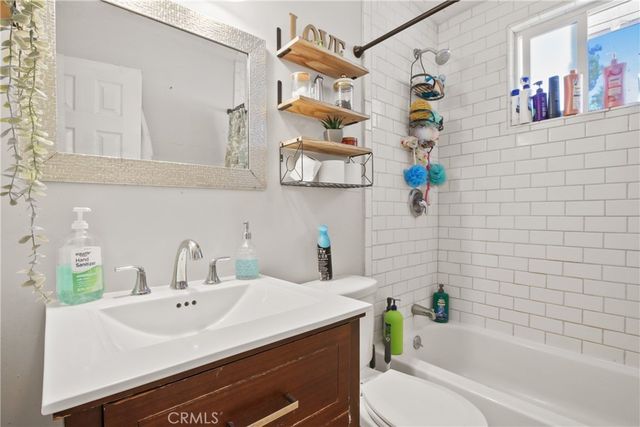 563 W Main, San Jacinto, CA 92583