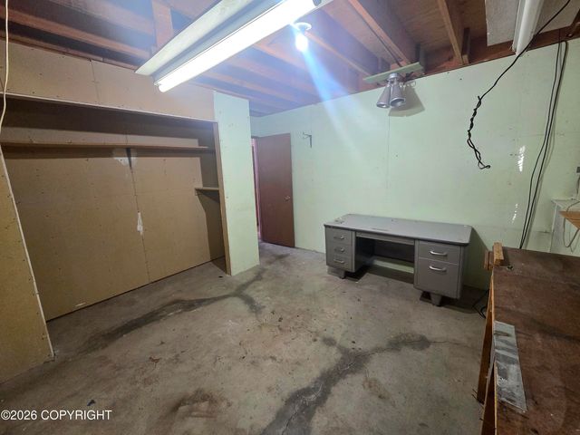 2531 McKenzie Drive, Anchorage, AK 99517