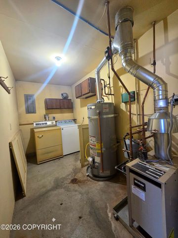 2531 McKenzie Drive, Anchorage, AK 99517