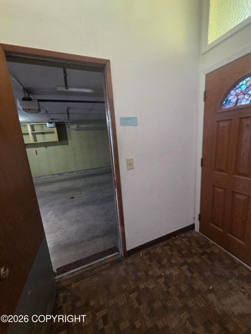 2531 McKenzie Drive, Anchorage, AK 99517