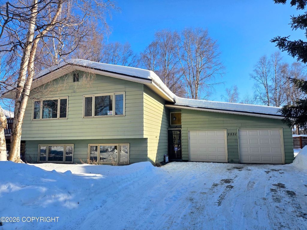2531 McKenzie Drive, Anchorage, AK 99517