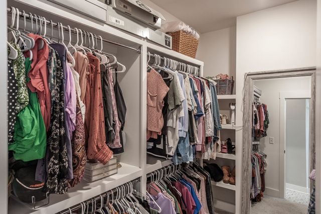 977 Westbrook Dr, Gallatin, TN 37066