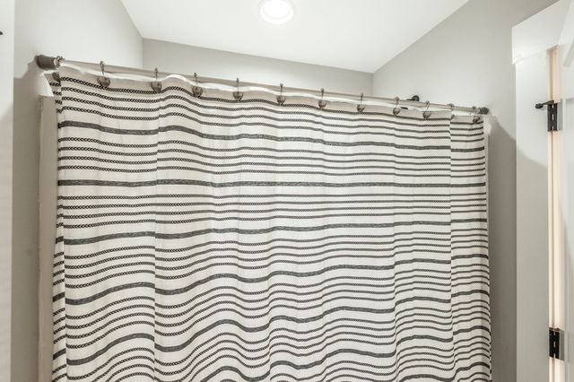 977 Westbrook Dr, Gallatin, TN 37066