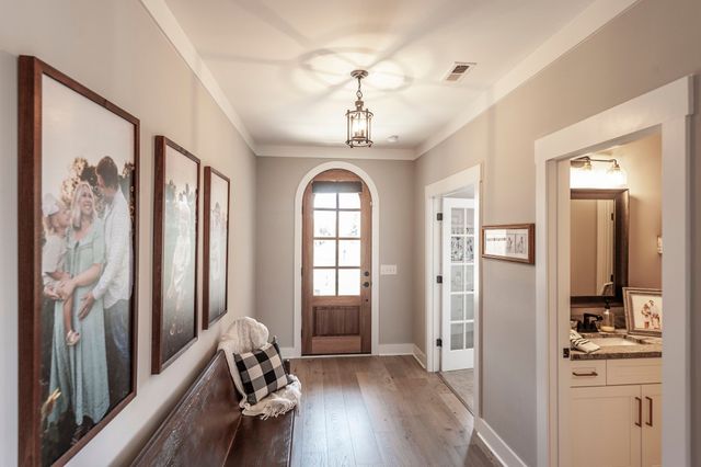 977 Westbrook Dr, Gallatin, TN 37066