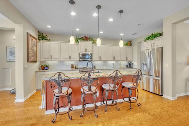 334 SILVER MAPLE ROAD, Groveland, FL 34736