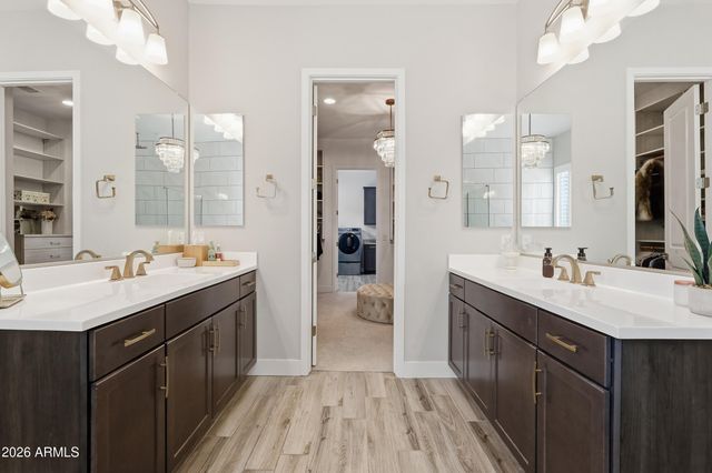 9817 E STROBE Avenue, Mesa, AZ 85212