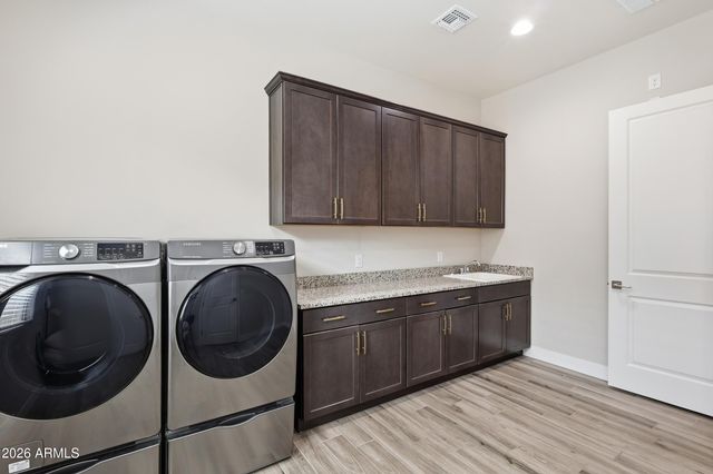 9817 E STROBE Avenue, Mesa, AZ 85212