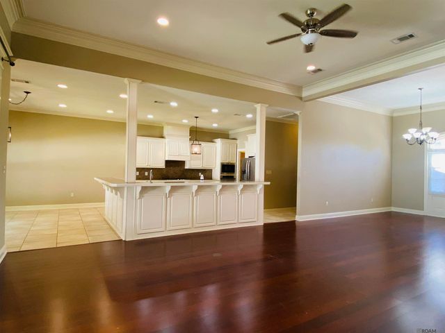 36474 Rue Lamonte Ct, Prairieville, LA 70769