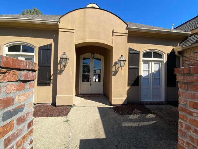 36474 Rue Lamonte Ct, Prairieville, LA 70769