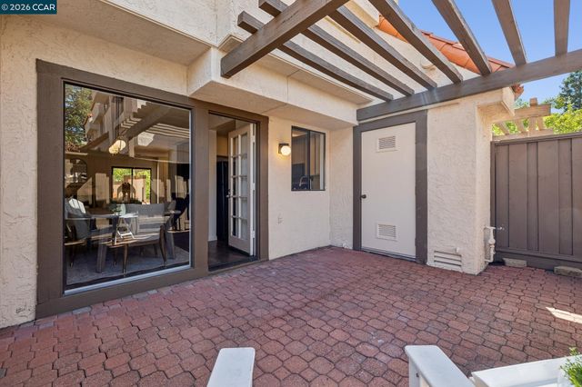 531 Pimlico Ct, Walnut Creek, CA 94597