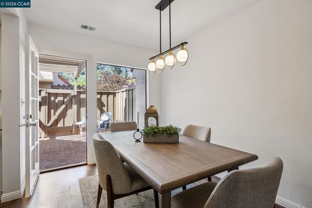 531 Pimlico Ct, Walnut Creek, CA 94597
