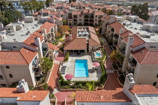 8180 Manitoba 334, Playa Del Rey, CA 90293