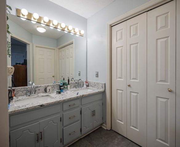 784 Jaywood Drive, Old Hickory, TN 37138