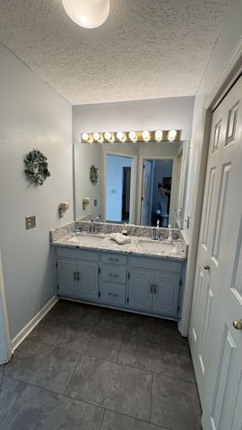 784 Jaywood Drive, Old Hickory, TN 37138