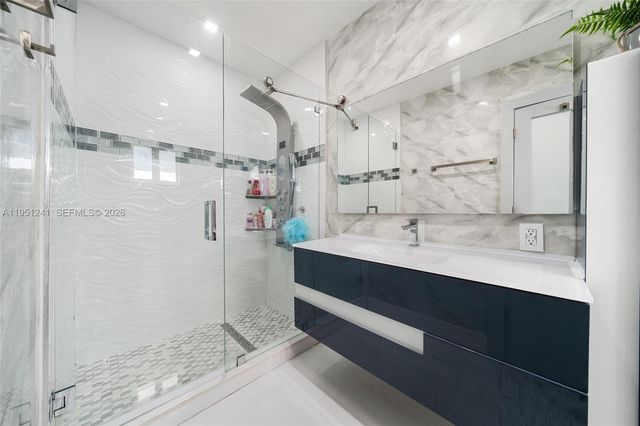 19707 SW 118th Pl, Miami, FL 33177