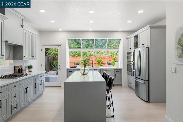 126 Blackstone Dr, Danville, CA 94506