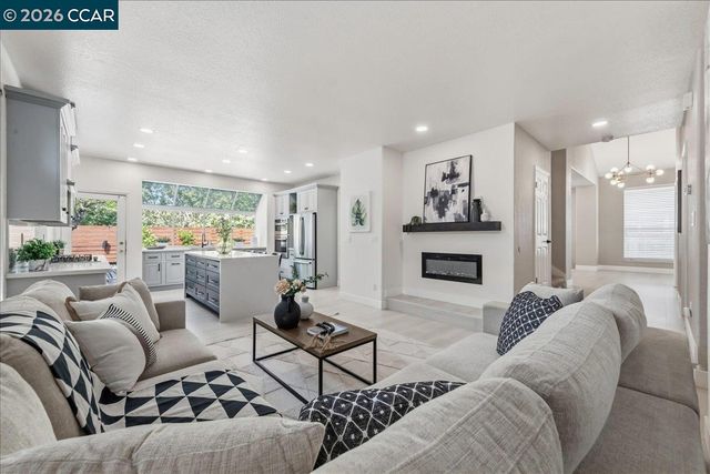 126 Blackstone Dr, Danville, CA 94506